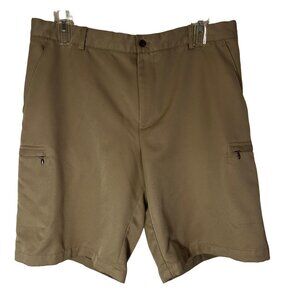 IZOD Golf Men's Shorts With 6 Pockets 2 with Zippers Beige Size 38